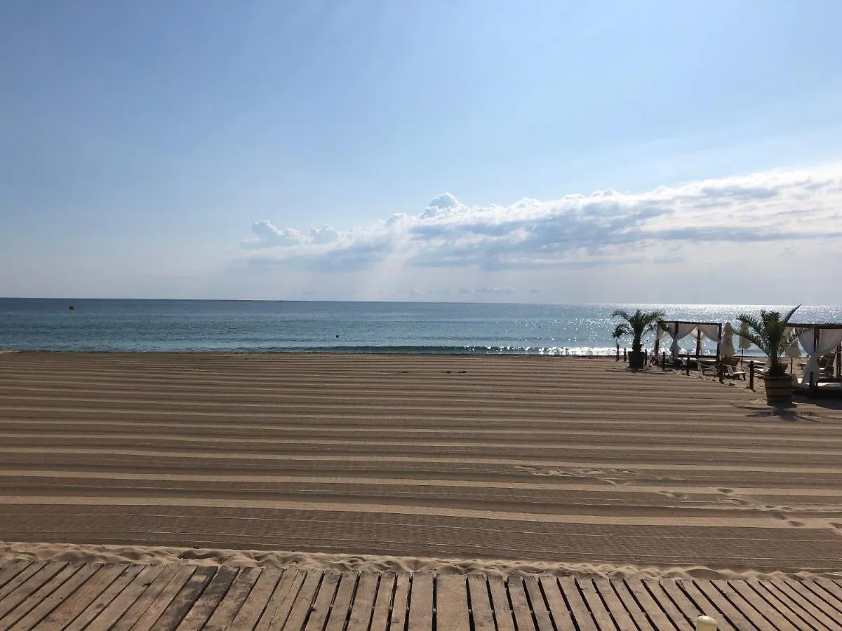 Apartment In Green Beach Resort Sozopol
